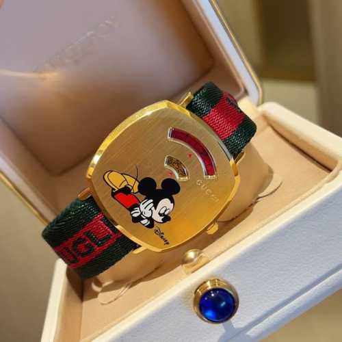 Super cute Mickey Mouse watch has arrived! 35mm 3 Gucci unisex Disney X Gucci Gr