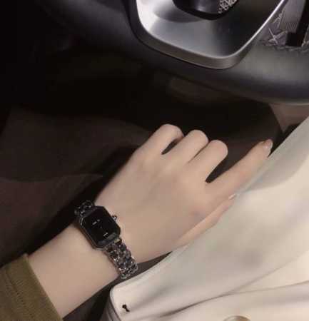 If you don't like sweets, then buy a Chanel Sugar Cube! Overtime work can't giv - Click Image to Close