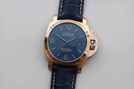 Vs The new Panerai Pam1114 uses Panerai's popular blue sunray pattern. The dial - Click Image to Close