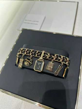 Latest Chanel-Inspired Design Authentic Version A Simple Yet Extremely Classic A - Click Image to Close