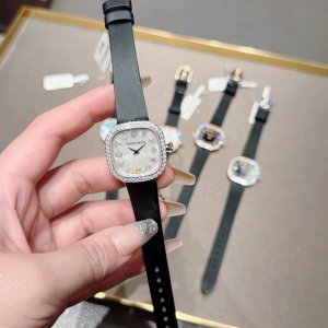 Rose 480 Irresistible Tiffany Heart-pounding! Own it all at once! 12 diamonds o Rose 480 Irresistible Tiffany Heart-pounding! Own it all at once! 12 diamonds o