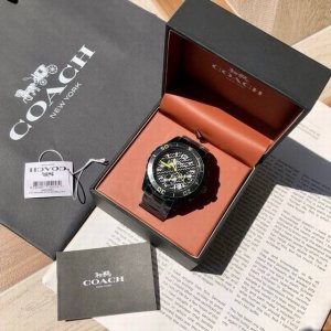 Coach Kent series three-register chronograph multi-function watch, with bar mark