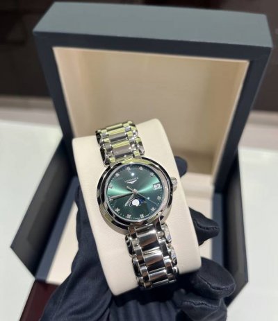 Longines Heart Moon Emerald Dial Moon Phase Model This Longines Heart Moon model