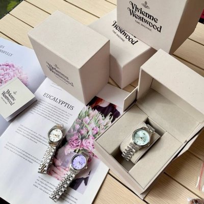 Vivienne Westwood Vivienne Westwood Women's Quartz Watch, Featuring A Radiating