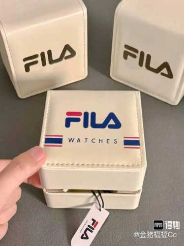 Fila Authentic Authentic Authentic Authentic Watch. The white color gives it a v