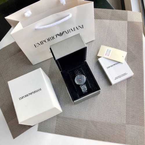 Original genuine special channel goods! Armani Armani women's watch. A must-have