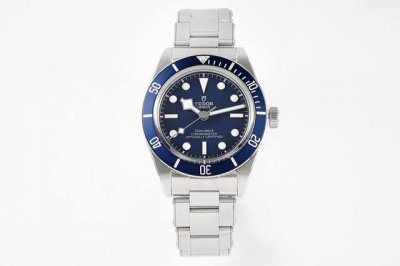 Zf Best Boutique of the Year Biwan Small Shield Retro Chic Zf shockingly launche