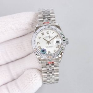 Rolex Datejust 28Mm A classic timepiece designed specifically for women, combin