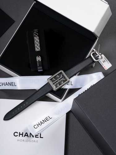 Bonus! Bonus! Order now and get a free matching bracelet! Order now and get a fr