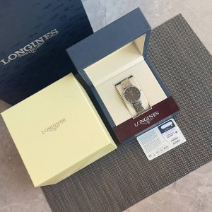 With Warranty Card, Black Roman Numeral Dial! Ultra-Thin Longines Elegance Serie