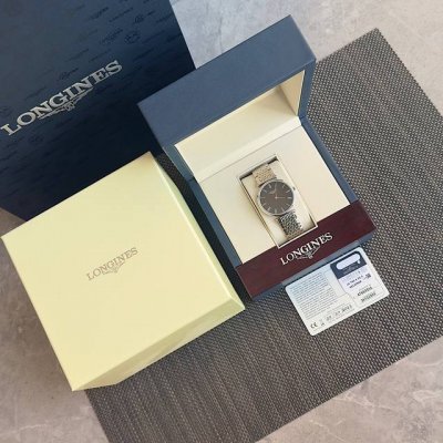 With Warranty Card, Black Roman Numeral Dial! Ultra-Thin Longines Elegance Serie