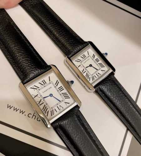 Cartier Tank series retro watch! Features a three-dimensional raised dial, 316L