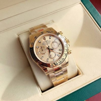 Rolex Daytona Cosmograph Daytona was born in 1963. The latest model gallops in t