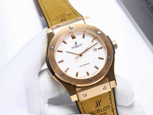 Gold+20 Hublot Classic Fusion Series 316 stainless steel case is finely polished
