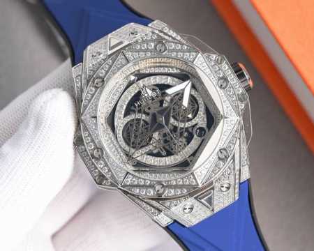 Unified Price: Hublot's new Big Bang Sang Bleu II "Tattoo" watch, featuring a fu - Click Image to Close