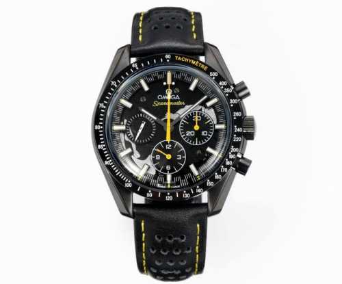 Tw The dial of Omega Speedmaster Dark Side of the Moon "Apollo 8" is carved to i
