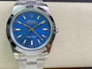 Rolex Lightning Green Glass Series, 40mm Diameter, Automatic Mechanical Movement