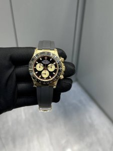Rolex Daytona series, same weight, no more flimsy feel on the wrist, consistent