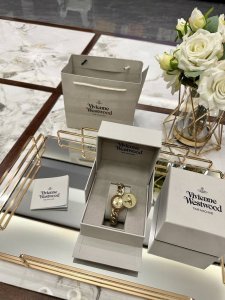 Picture Packaging Original 1:1 Top-Quality Vivienne Westwood Watch Watch Open So