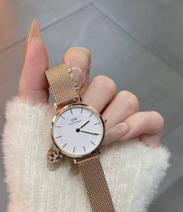 Daniel Wellington Daniel Wellington 28Mm Dw gold watch quartz movement stainless