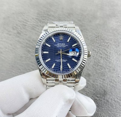 Rolex Datejust series, 41mm diameter! Blue dial with textured finish, Jubilee b
