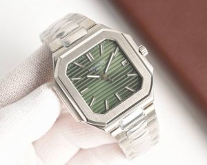 Patek Philippe Cubitus 5821 1A-001 Square New Series Watch Highlights: 1. Movem