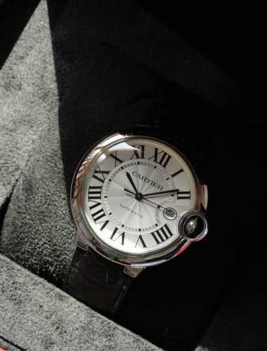 Cartier Blue Balloon series model Wsbb0026 automatic mechanical steel material