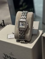 Diamond bezel, white and gold caseCartier Japan Antique Jewelry ExhibitionCusto