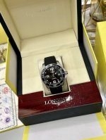 Same packaging as picture Longines Conquest with rubber strap, black, has arriv