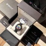 New Formula 1 Special Edition, Quartz! The dial features a portrait of Monopi, a