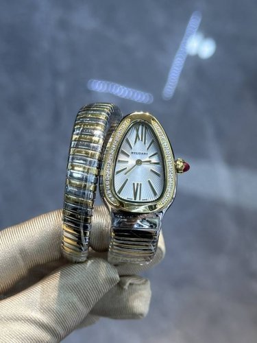Exclusive Real-Life Photos Lgari Ladies Watch Snake-Inspired Ladies' Watch With