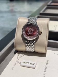 Gold New Versace Medusa Alchemy Series Watch Diameter 38Mm Relief Art Three-Dime