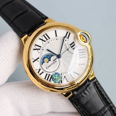 The stylish and simple personalized letter necklace at the purchasing level is m