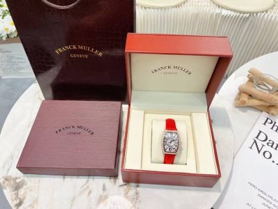 Franck Muller Full Diamond, Top-Quality, Imported Quartz Movement, Italian Leath