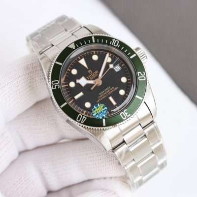 White case. Gold Steel V2 Upgraded Tudor Biwan series is undoubtedly a huge prod