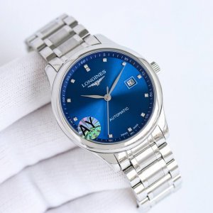 Leather and steel watch at the same price, three codes matching, perfect qualit
