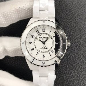 Kor Korean version of Chanel J12 Black or White timeless classic is crafted from
