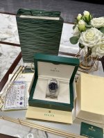 Rolex Datejust Men's Watch Type: Three-Hand Datejust Series Ceramic Bezel Strap: