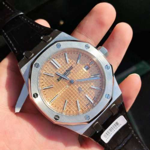 The benchmark product of luxury sports has been newly upgraded. The Audemars Pig