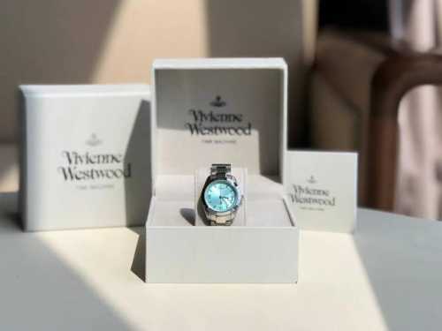 Supports Direct Mail From Hong Kong And The United States Vivienn Westwoo Queen