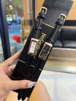 A popular vintage watch on Xiaohongshu (Little Red Book), perfect for commuting