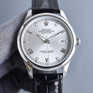 Gold +50 Our Store's Top Recommendation! The Latest Men's Rolex Model, Featuring