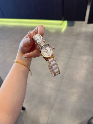 White Rose 310 Ceramic + 20 Diamond + 30 Longines Combines Feminine Materials Wi