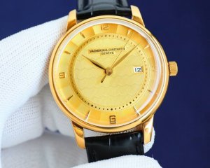 Vacheron Constantin Patrimony Collection upgraded version! This watch is powered