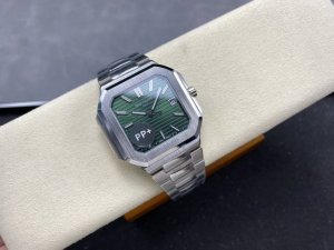 Patek Philippe Square New Series Cubitus 5821 Watch Highlights: 1 Movement: Equ