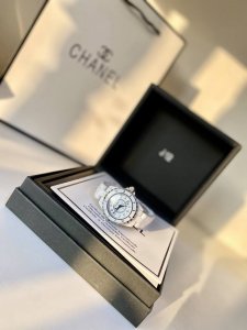 High quality ceramic Chanel J12 quartz women's watch ceramic material stone sur