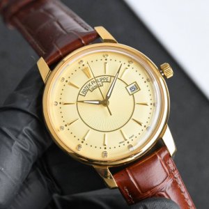 2630 Patek Philippe, a hot new model, Patek Philippe's new dome-shaped crystal w