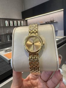 pcs + 20 diamonds + 30 Omega simple and elegant women's watch imported quartz mo