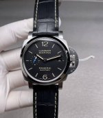 Brand new Panerai 01392 (Pam1392). 42mm case diameter. A brand new Panerai 01392