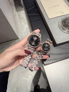 New Platinum Longines-Longines boutique couple's watch with classic three-hand